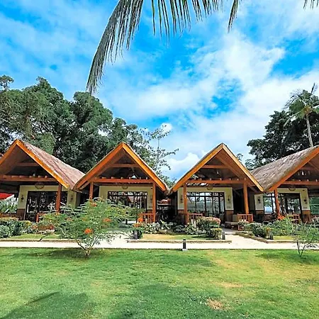 Casa Verde Cliff Resort & Spa